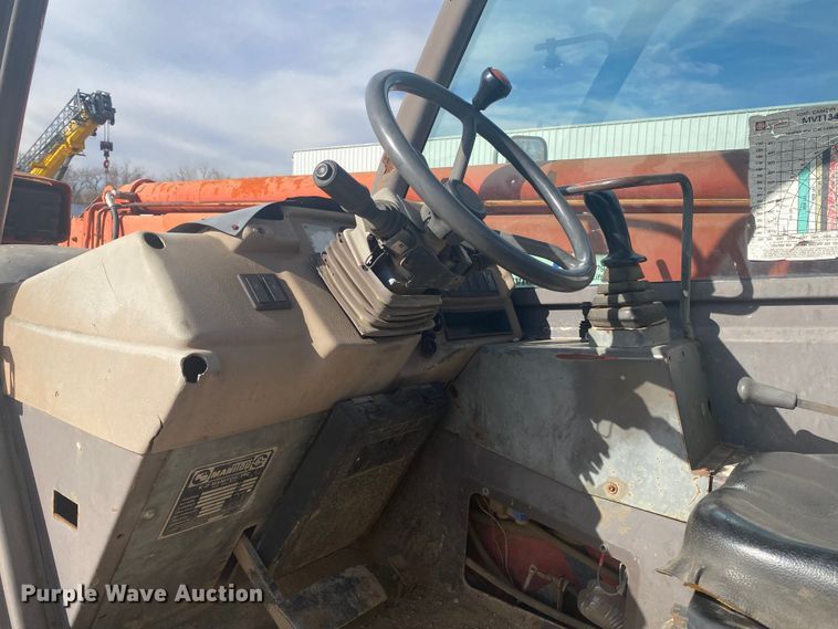 image for item DL6877 1999 Manitou MVT1340L  telehandler