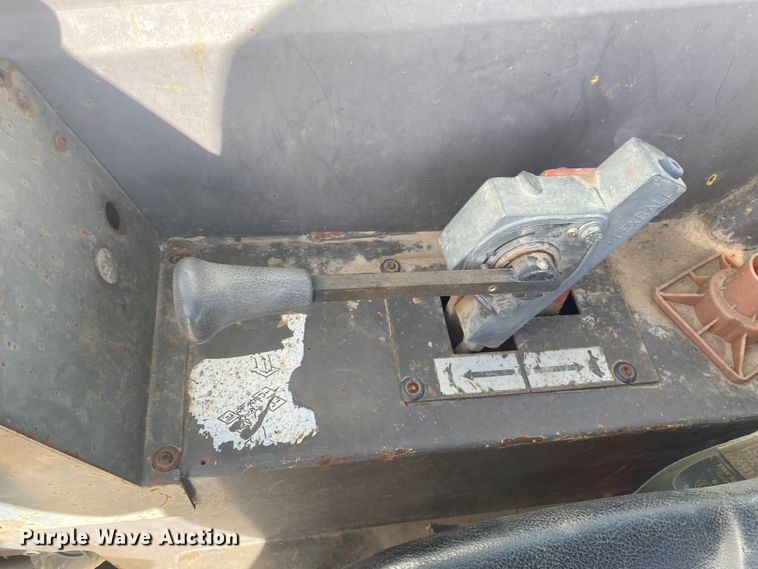 image for item DL6877 1999 Manitou MVT1340L  telehandler