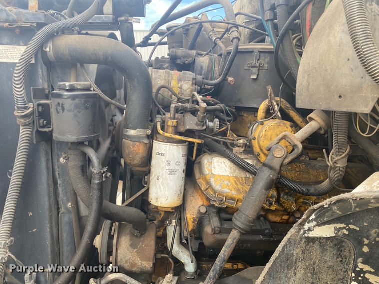 image for item DL6878 1990 Chevrolet C7500  utility / service truck