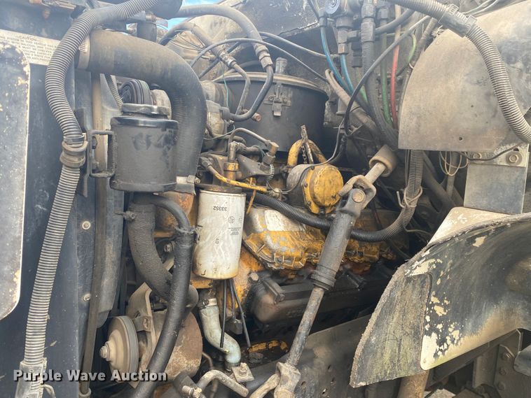 image for item DL6878 1990 Chevrolet C7500  utility / service truck