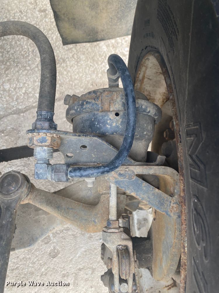 image for item DL6878 1990 Chevrolet C7500  utility / service truck