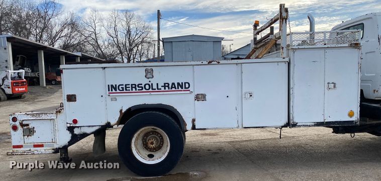 image for item DL6878 1990 Chevrolet C7500  utility / service truck