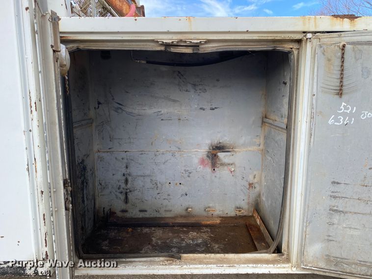 image for item DL6878 1990 Chevrolet C7500  utility / service truck