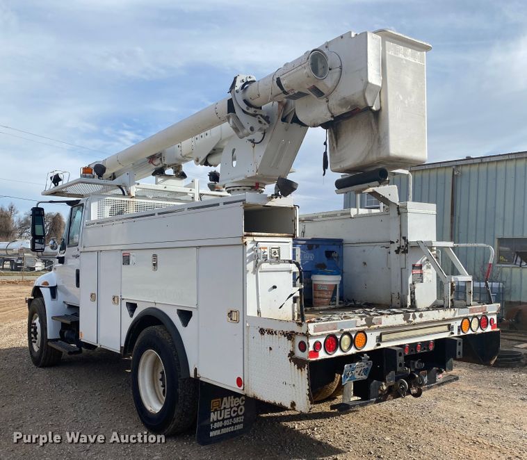 image for item DL6880 2012 International 4300  bucket truck