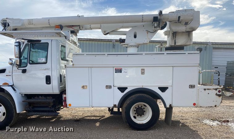 image for item DL6880 2012 International 4300  bucket truck