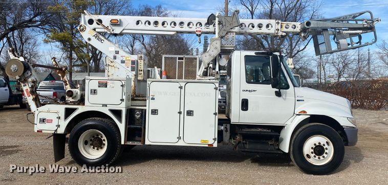 image for item DL6883 2011 International 4300  bucket truck