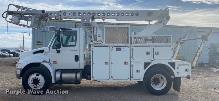 image for item DL6883 2011 International 4300  bucket truck
