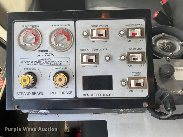 image for item DL6883 2011 International 4300  bucket truck