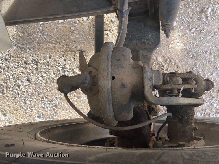 image for item DL6883 2011 International 4300  bucket truck