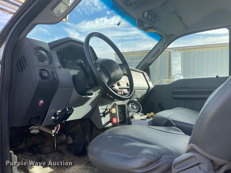 image for item DL6884 2013 Ford F750 Super Duty XL  bucket truck