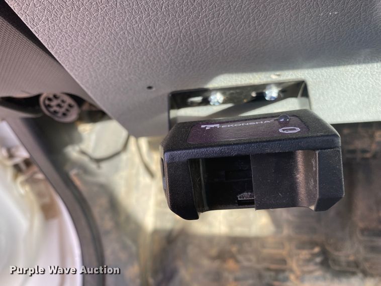 image for item DL6884 2013 Ford F750 Super Duty XL  bucket truck