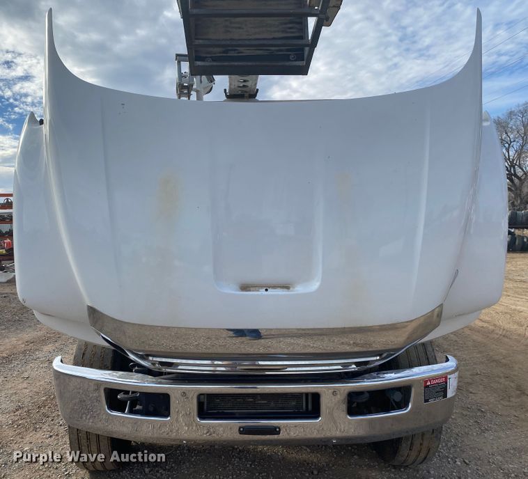 image for item DL6884 2013 Ford F750 Super Duty XL  bucket truck