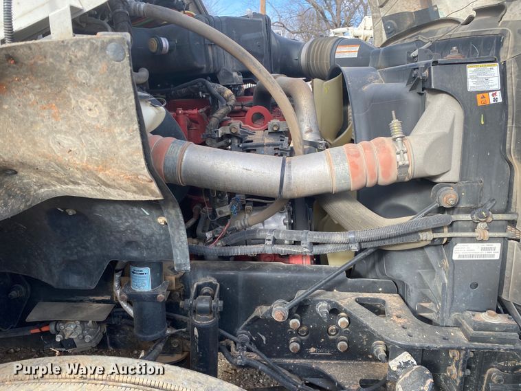 image for item DL6884 2013 Ford F750 Super Duty XL  bucket truck