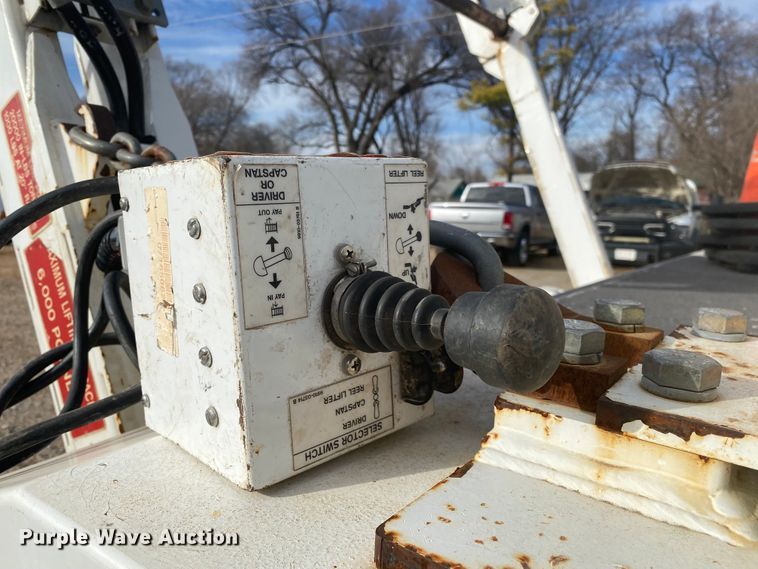 image for item DL6884 2013 Ford F750 Super Duty XL  bucket truck