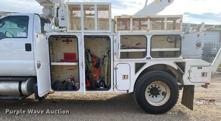 image for item DL6884 2013 Ford F750 Super Duty XL  bucket truck