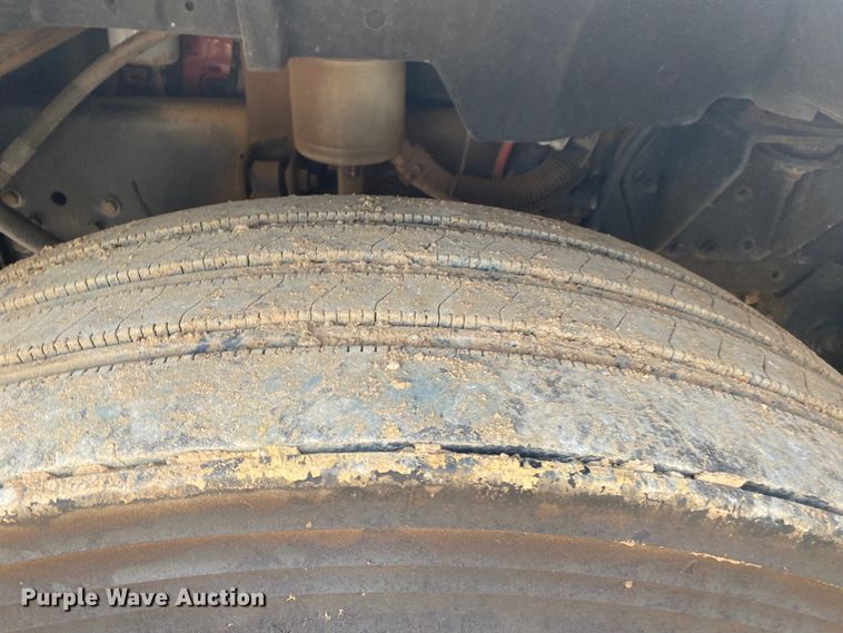 image for item DL6884 2013 Ford F750 Super Duty XL  bucket truck