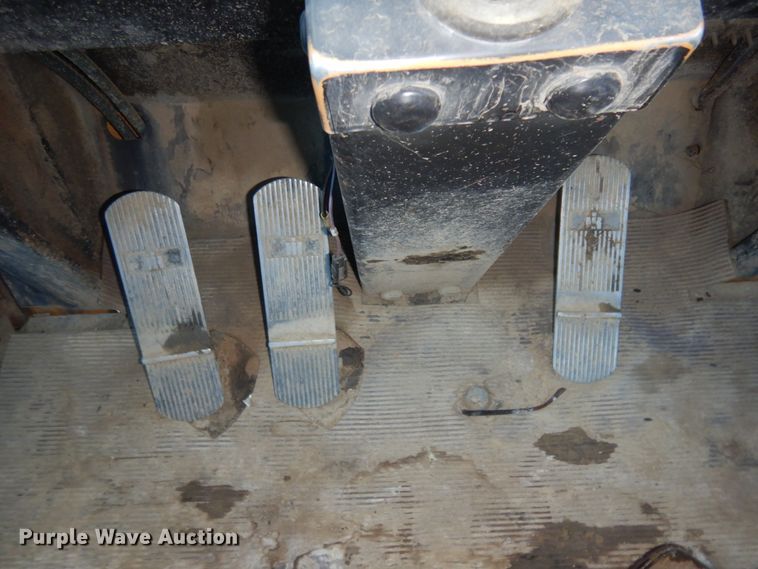 image for item DM5342 1981 International 560B  wheel loader