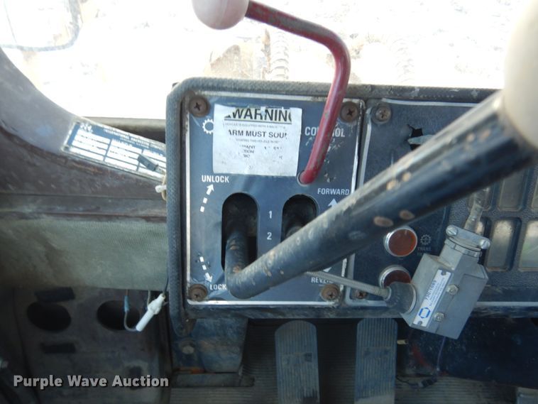 image for item DM5342 1981 International 560B  wheel loader