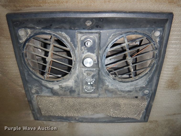 image for item DM5342 1981 International 560B  wheel loader