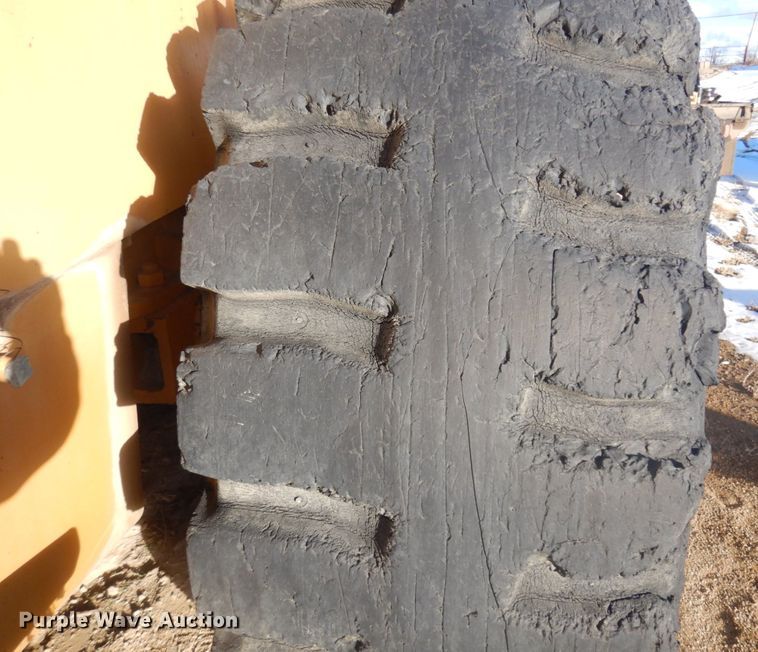 image for item DM5342 1981 International 560B  wheel loader