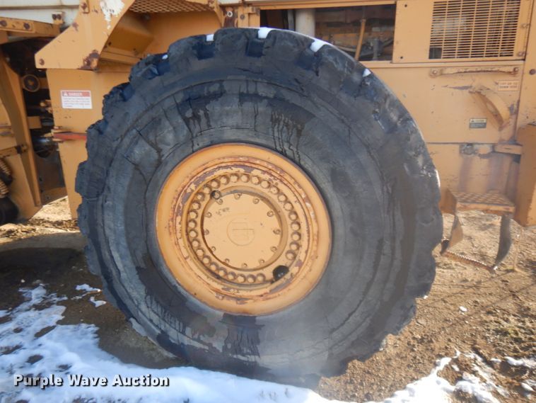 image for item DM5342 1981 International 560B  wheel loader