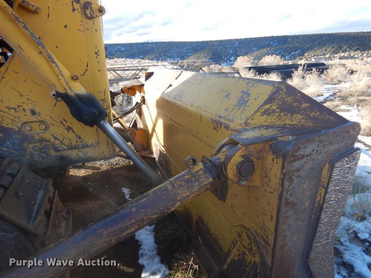 image for item DM5343 1968 Caterpillar D8H  dozer