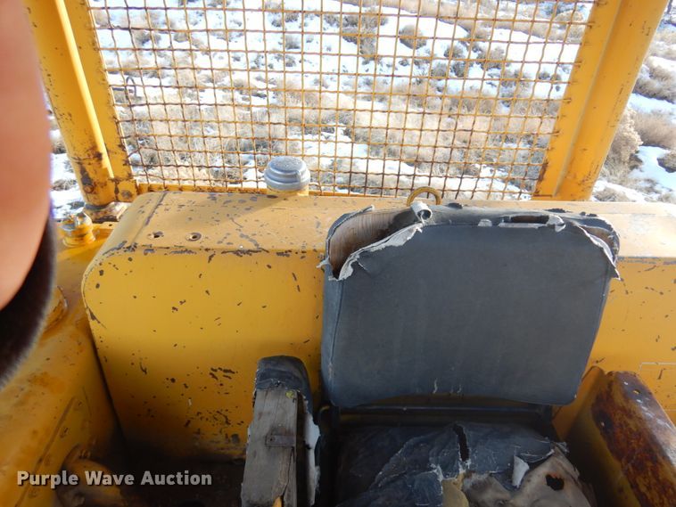 image for item DM5343 1968 Caterpillar D8H  dozer