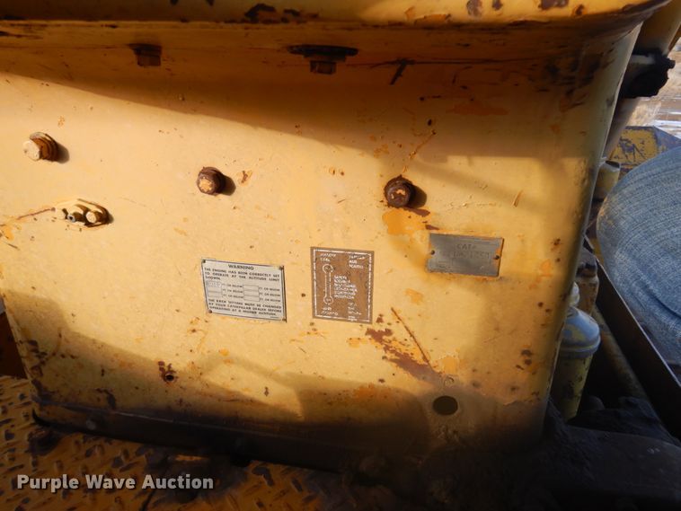 image for item DM5343 1968 Caterpillar D8H  dozer