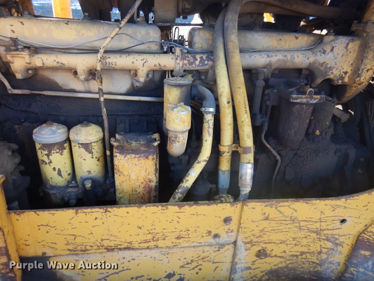 image for item DM5343 1968 Caterpillar D8H  dozer