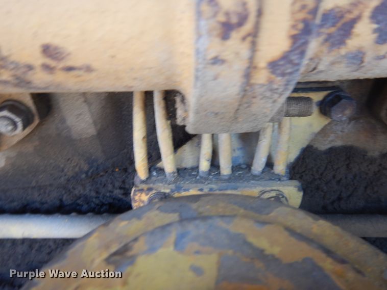 image for item DM5343 1968 Caterpillar D8H  dozer