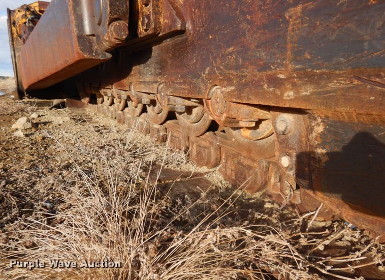 image for item DM5343 1968 Caterpillar D8H  dozer