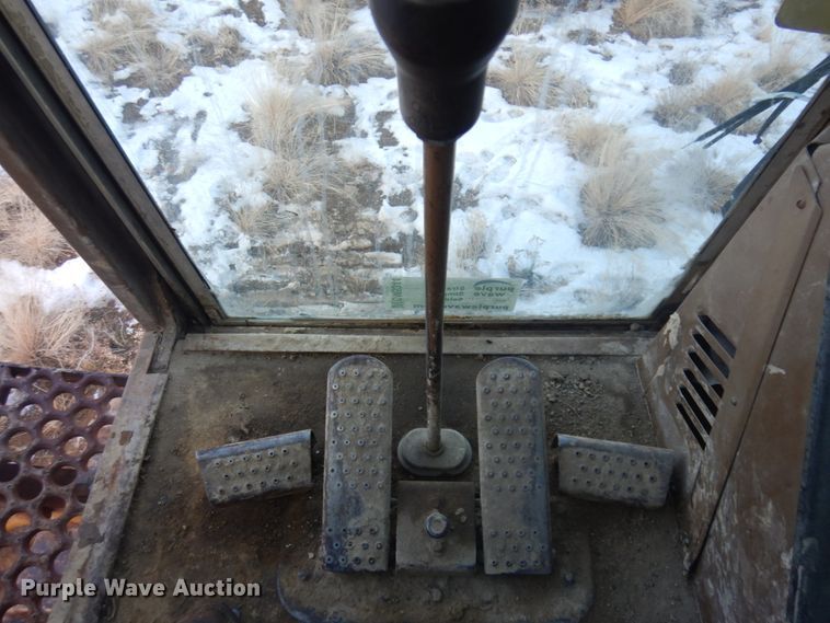 image for item DM5344 1991 Caterpillar 245B  excavator