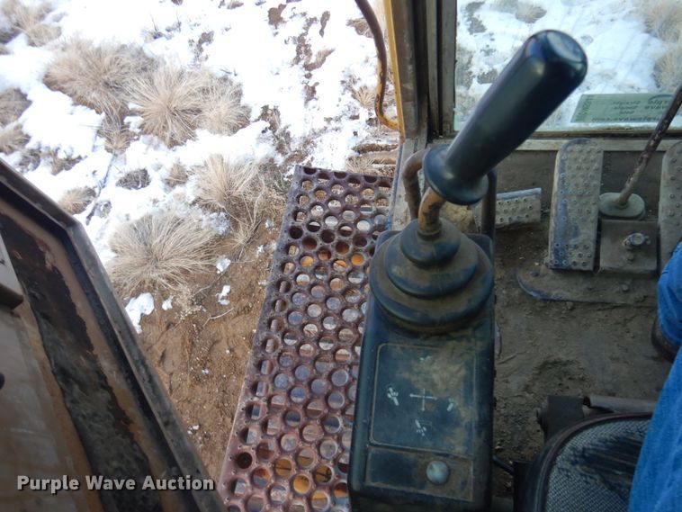 image for item DM5344 1991 Caterpillar 245B  excavator