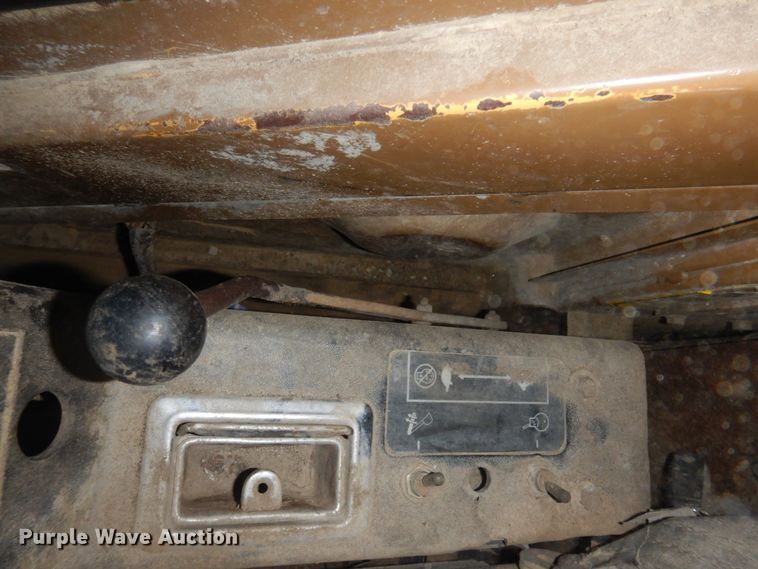 image for item DM5344 1991 Caterpillar 245B  excavator