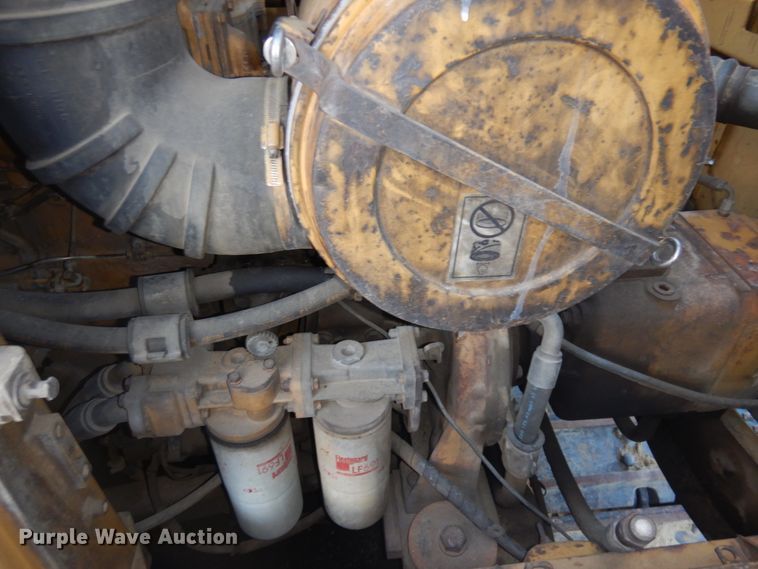 image for item DM5344 1991 Caterpillar 245B  excavator