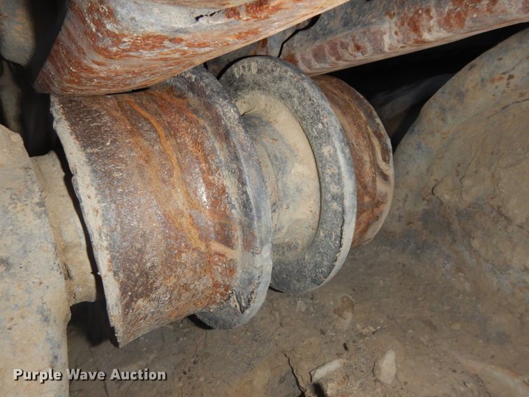 image for item DM5344 1991 Caterpillar 245B  excavator