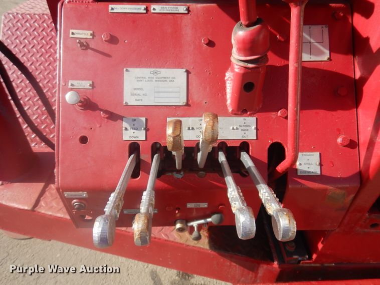 image for item DM5362 1988 CME 550  drilling rig