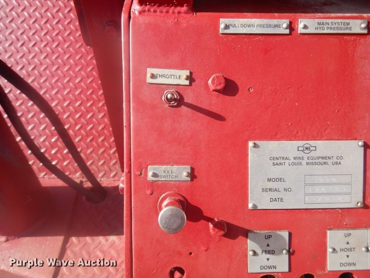 image for item DM5362 1988 CME 550  drilling rig