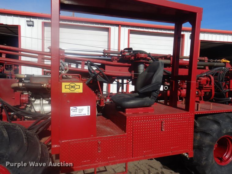 image for item DM5362 1988 CME 550  drilling rig
