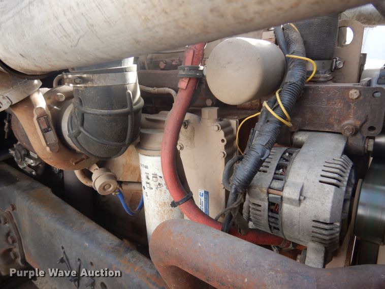 image for item DM5363 1994 Ford L8000  drilling rig truck