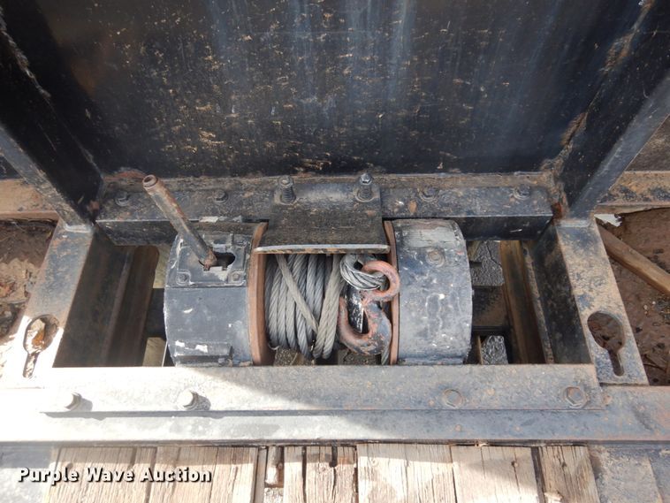 image for item DM5364 2005 Mack CV713  flatbed truck