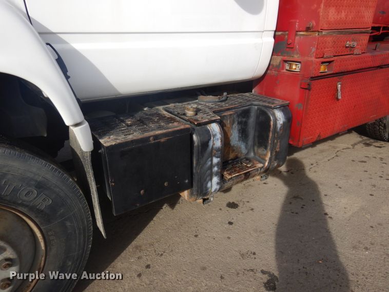 image for item DM5365 1994 GMC TopKick C6500  drilling rig truck