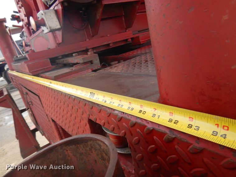 image for item DM5365 1994 GMC TopKick C6500  drilling rig truck