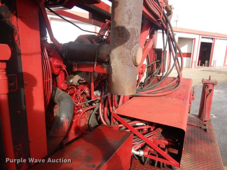 image for item DM5365 1994 GMC TopKick C6500  drilling rig truck