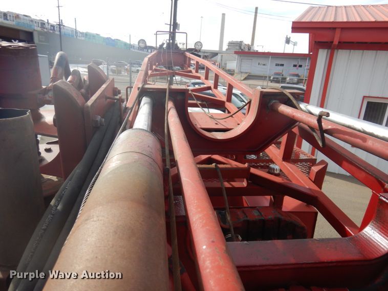 image for item DM5365 1994 GMC TopKick C6500  drilling rig truck