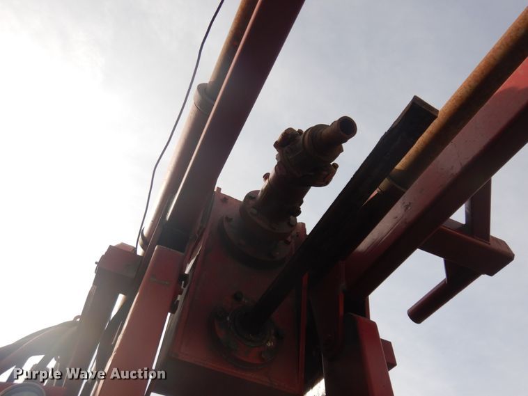 image for item DM5365 1994 GMC TopKick C6500  drilling rig truck