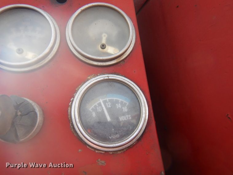 image for item DM5365 1994 GMC TopKick C6500  drilling rig truck