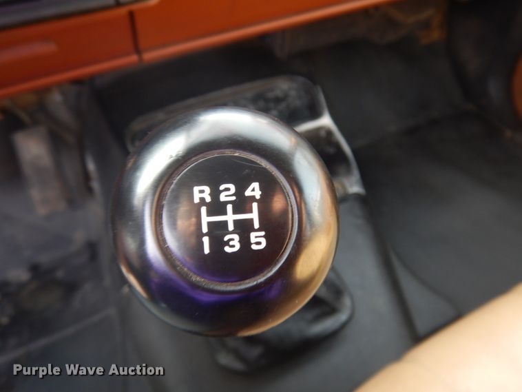 image for item DM5365 1994 GMC TopKick C6500  drilling rig truck