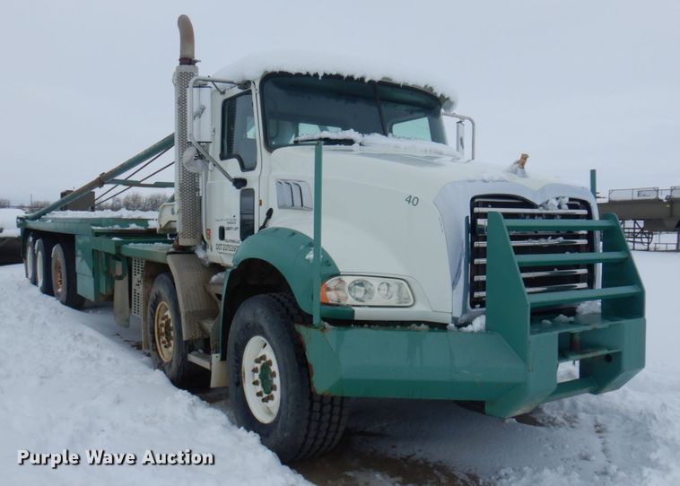 image for item DM5367 2011 Mack GU813  winch truck