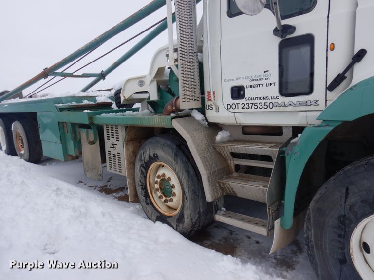 image for item DM5367 2011 Mack GU813  winch truck